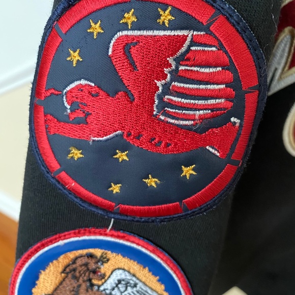 Black First Star Tuskegee airmen Crewneck - Picture 13 of 13